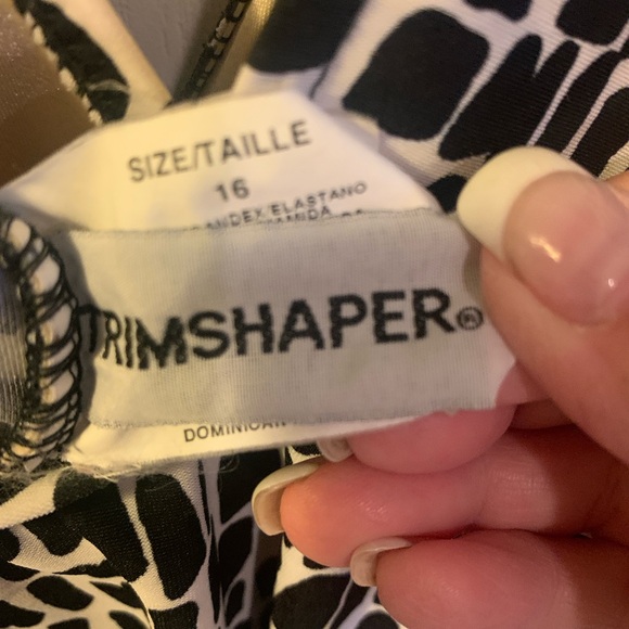 Trimshaper Swimsuit - Picture 3 of 3